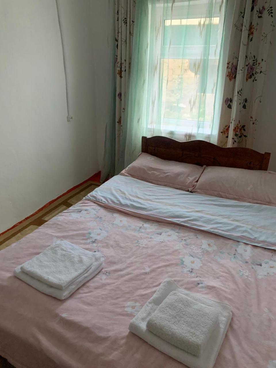 Naryn Guest House Extérieur photo