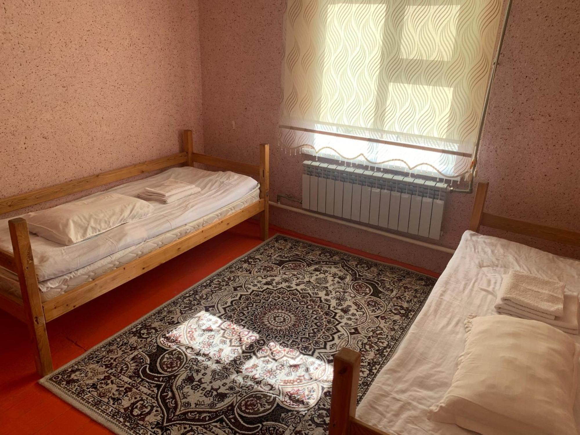 Naryn Guest House Extérieur photo